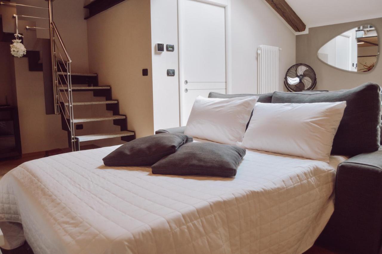 Historic Center Charming Apartment Free Wi-Fi Savillan Extérieur photo